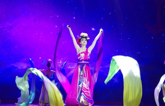 Xian Tang Dynasty Show